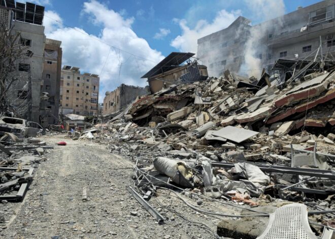 New Israeli Bombings Kill at Least 17 Across Southern Lebanon