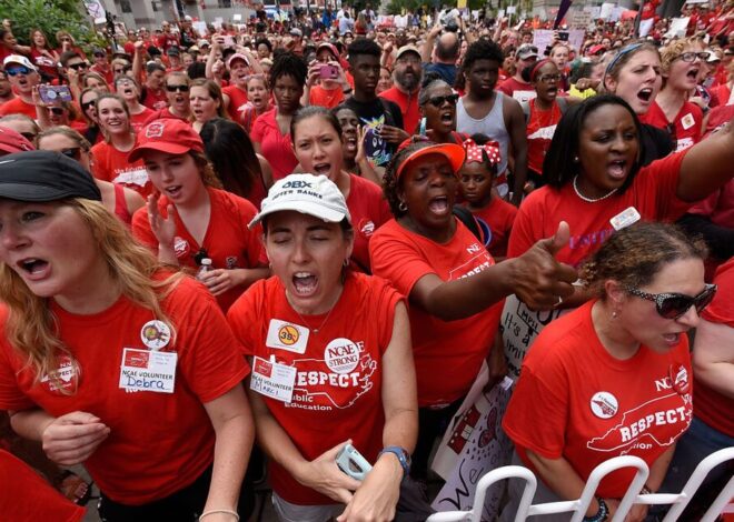 North Carolina Teachers Plan Statewide Sickout, Schools Closed in At Least Thirteen Counties