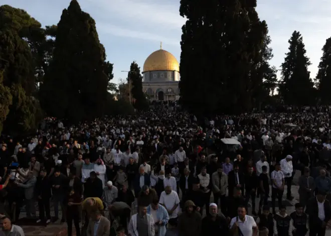 Muslims pray at Al-Aqsa Mosque to mark 1st day of Eid al-Adha – Middle East Monitor