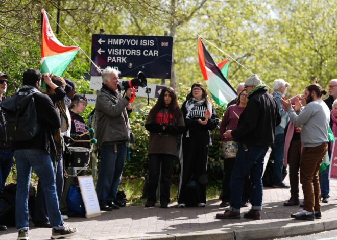 Palestine Action barrister wins appeal in contempt case