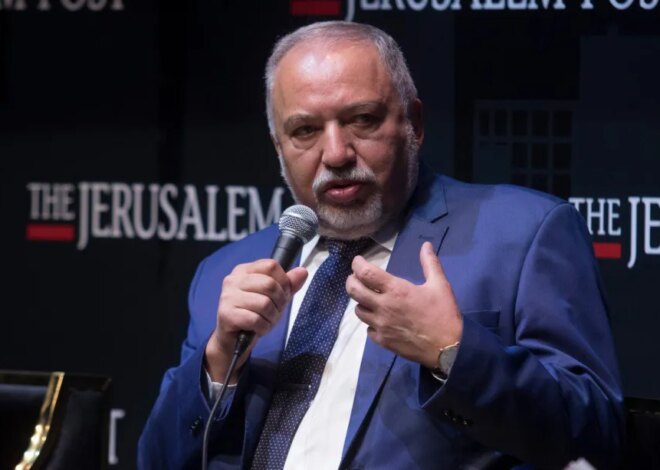 Liberman: Netanyahu leading Israel towards ‘civil war’ – Middle East Monitor