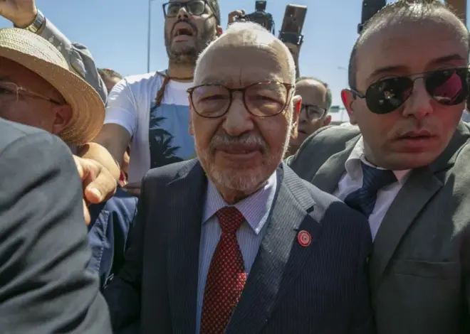 Tunisian court sentences Ennahda Leader Rached Ghannouchi to Life in prison – Middle East Monitor