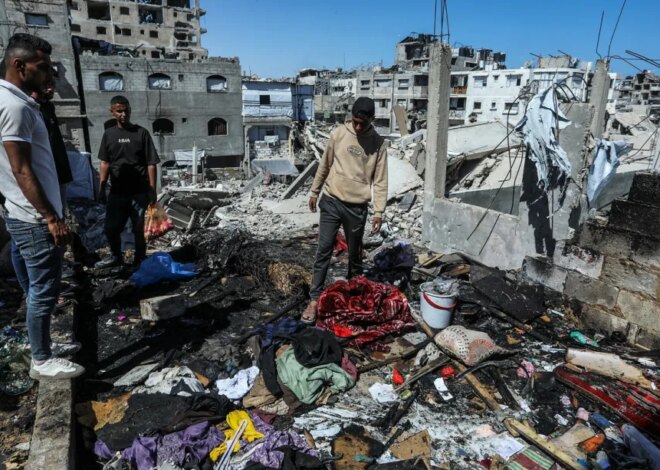 Israeli strike on tent sheltering displaced Palestinians kills 6 in Gaza City – Middle East Monitor
