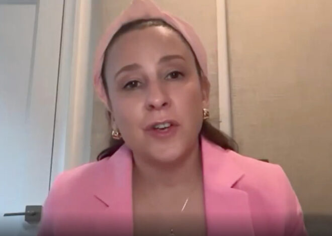 Ms Rachel says world has failed Palestinian children.