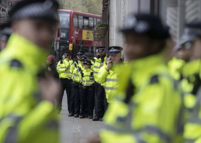 Teen, 14, charged with preparing terror acts linked to far-right plot against mosques in London – Middle East Monitor