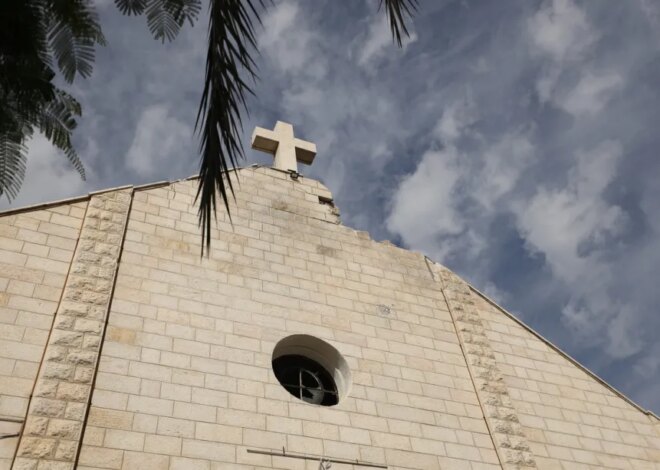 Rights center documents 83 Israeli attacks on Christians in 3 months, mostly in occupied Jerusalem – Middle East Monitor