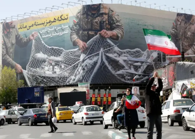 Iran threatens to completely close Hormuz strait in response to renewed attacks – Middle East Monitor
