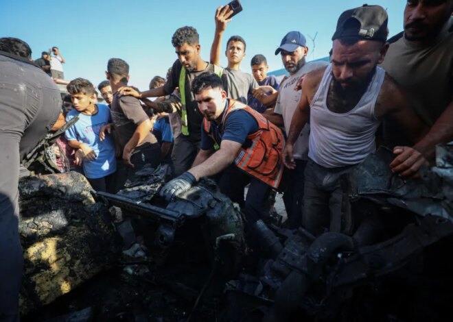 Israeli air strikes, shelling and home demolitions continue across Gaza Strip – Middle East Monitor