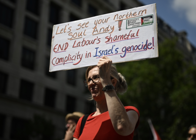 Pro-Palestinian protest in London call on Andy Burnham to impose sanctions on Israel – Middle East Monitor