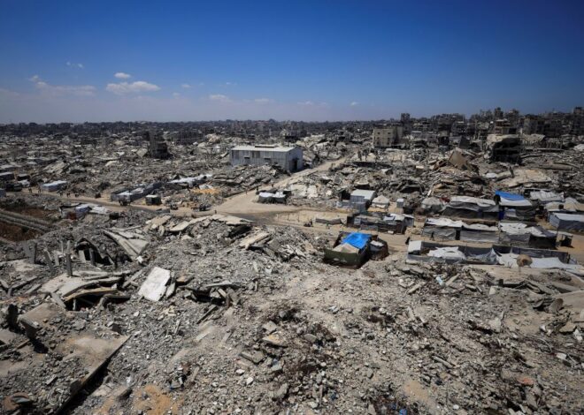 Hamas Dissolves Gaza Government as It Presses for Implementation of Peace Plan