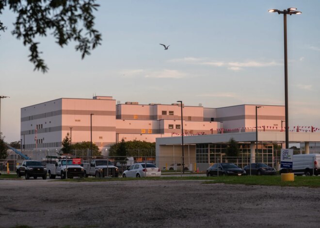 Two Florida Jails Had an Unusually High Number of Rebookings of Immigrants, Our Analysis Found — ProPublica