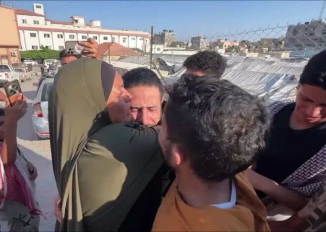 Israel releases 37 Palestinian prisoners through Karem Abu Salem crossing – Middle East Monitor