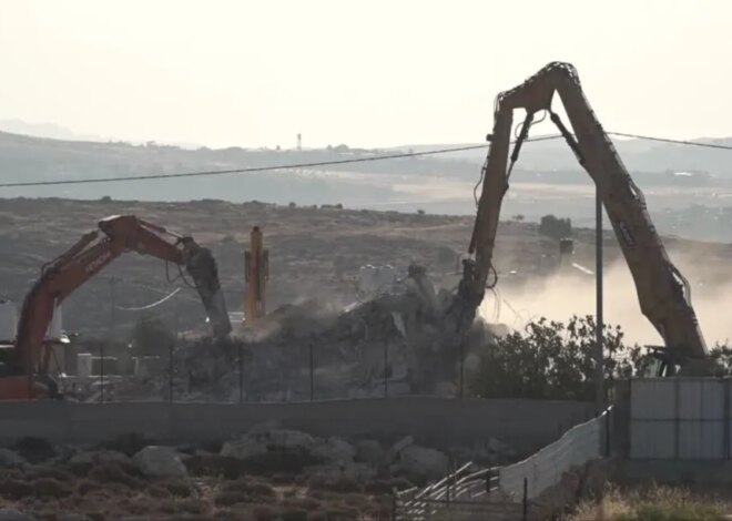 Israeli forces demolish Palestinian family home in Bethlehem area – Middle East Monitor
