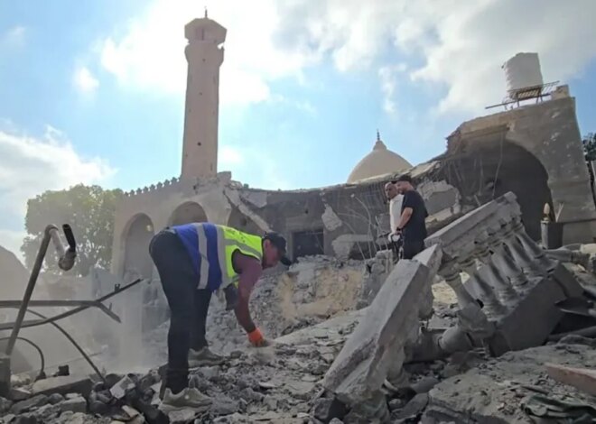 Palestinians work to save artifacts from historic Gaza mosque after Israeli attack – Middle East Monitor
