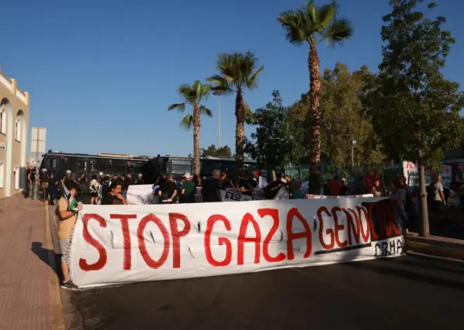 Protest held over Israeli cruise ship’s arrival at Greek port – Middle East Monitor
