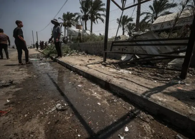 3 Palestinians injured in Israeli drone strike in central Gaza despite ceasefire – Middle East Monitor