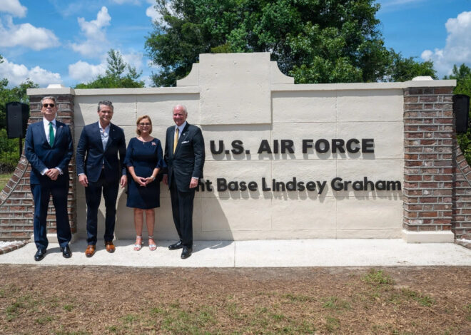 Hegseth Says Congress Should Pay Tribute to Lindsey Graham by Approving $1.5 Trillion Military Budget