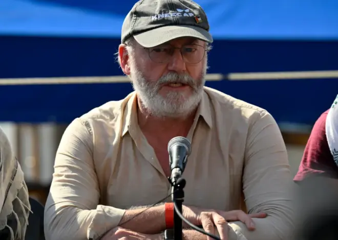 Longtime Palestine advocate Liam Cunningham criticises Ed Sheeran over Macklemore’s removal from tour – Middle East Monitor