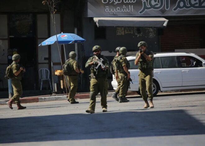 Israeli forces raid West Bank, Jerusalem as settlers cut water supply to Tubas community – Middle East Monitor