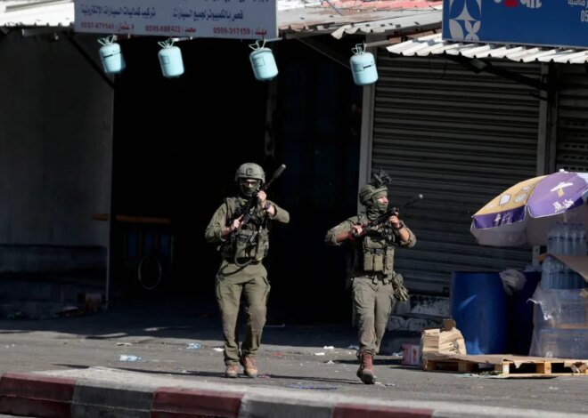 Israeli checkpoint closures prevent over 100 Palestinian teachers from reaching schools in West Bank – Middle East Monitor