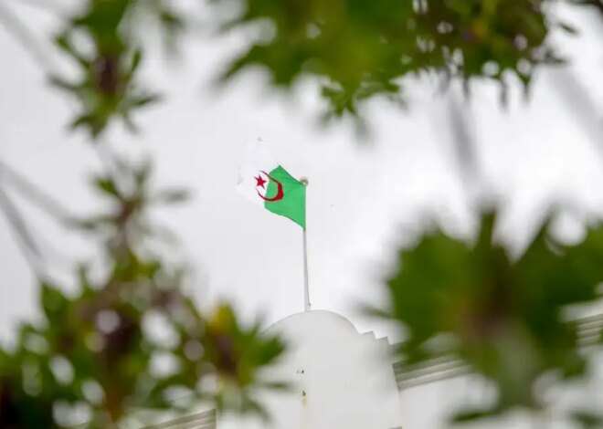 Algeria severs diplomatic ties with UAE, gives ambassador 48 hours to comply – Middle East Monitor
