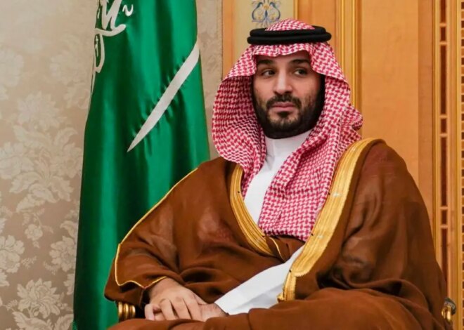 Saudi crown prince receives US Central Command chief in Jeddah – Middle East Monitor