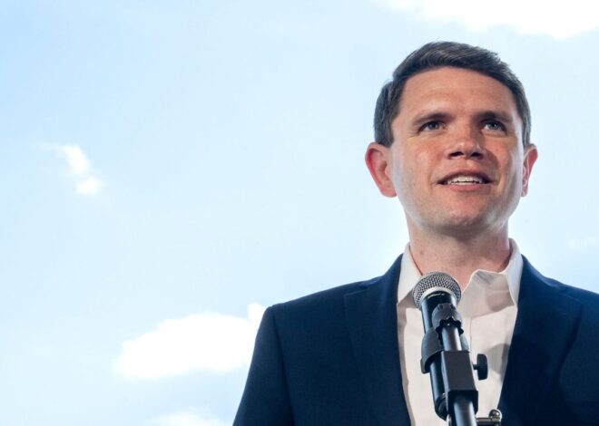 Democrat-Aligned ‘Dark Money’ Group Hires Crypto Lobbyist