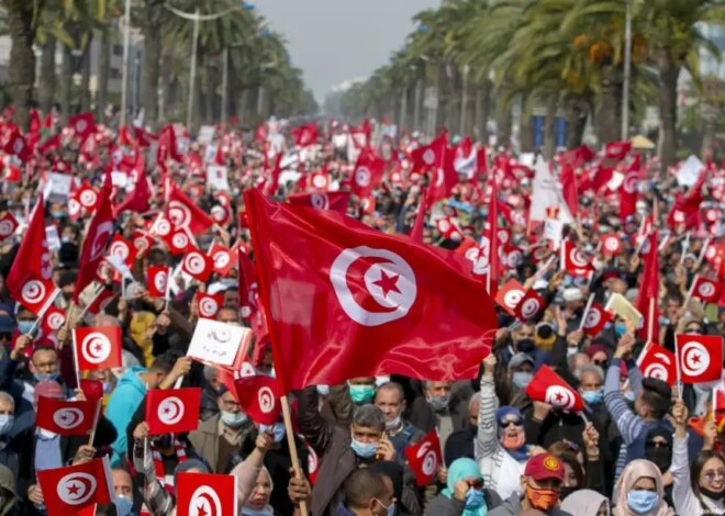 Tunisia: Ennahda condemns restrictions on prisoners’ access to media – Middle East Monitor
