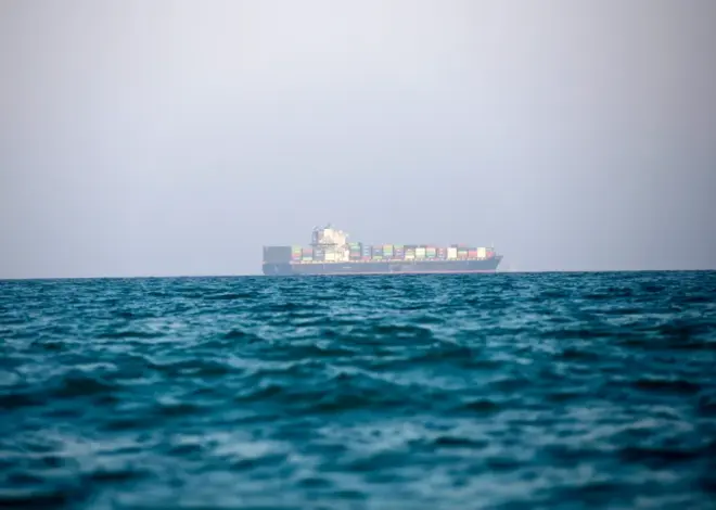 Strait of Hormuz transits remain 70% below pre-conflict levels: UK maritime agency – Middle East Monitor