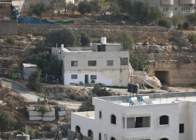 Israeli army turns Palestinian homes into military posts in West Bank city of Hebron – Middle East Monitor