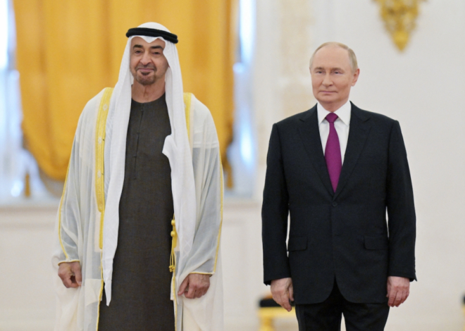 UAE, Russian presidents discuss Middle East developments, strategic partnership – Middle East Monitor