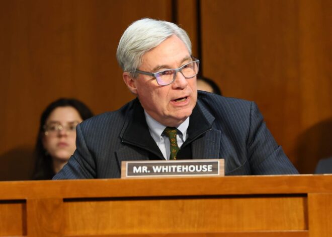 Senate’s Top Data Center Investor Backs Environmental Rollbacks to Power the Industry