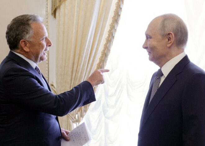Putin Tells Witkoff Russia Is Ready To Resume Trilateral Talks With the US and Ukraine