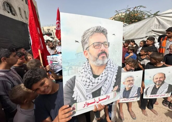 A protest against the detention of Tunisian activists from the Sumud Flotilla – Middle East Monitor